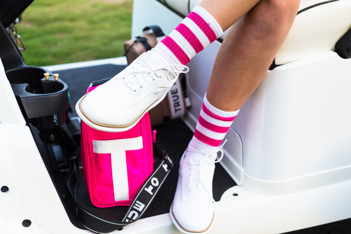 The Tee Unit™ - Birdie Pink