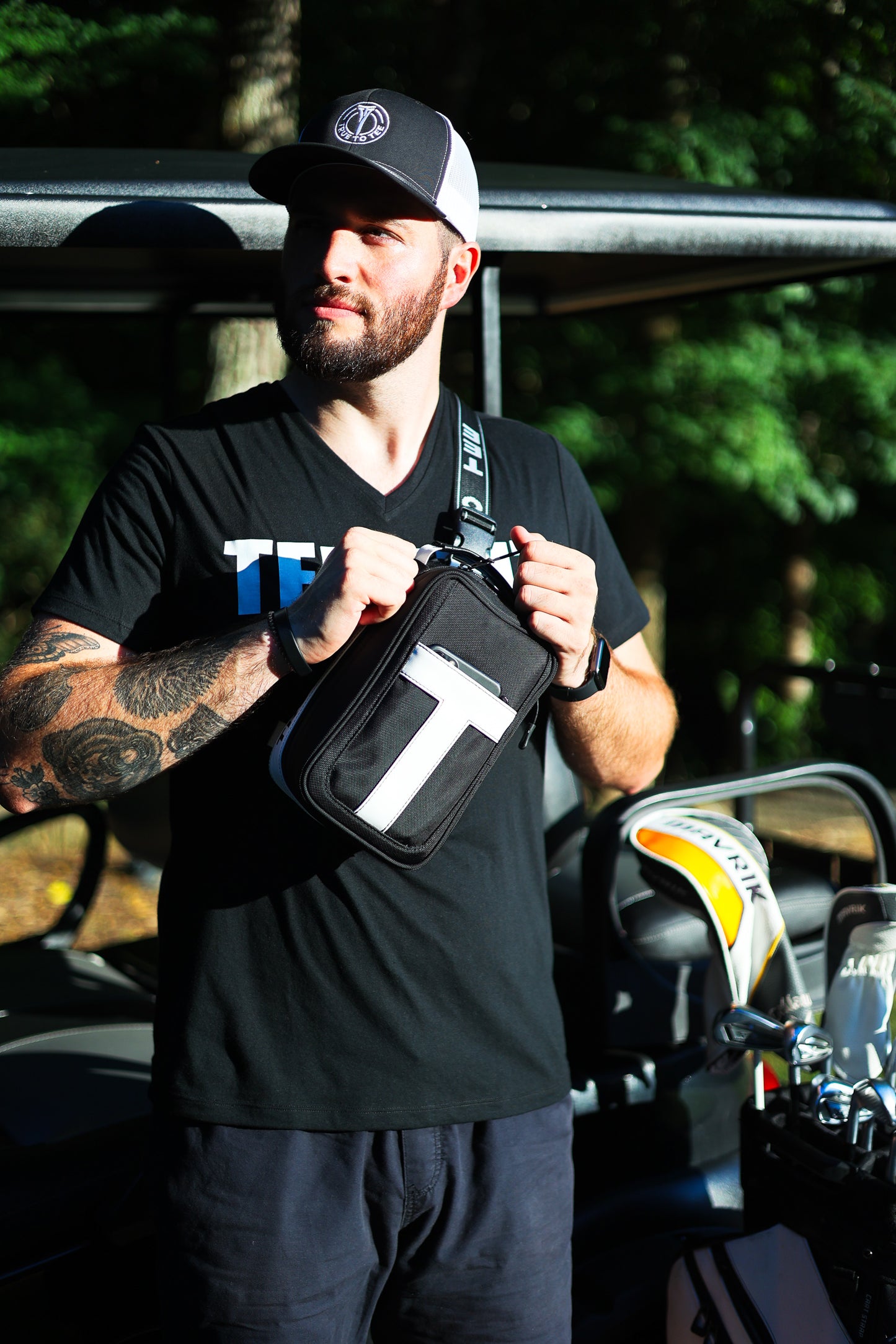 The Tee Unit™ - Par Black